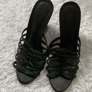 ❤️SCHUTZ Elegant Black Multi-Strap Wedges❤️